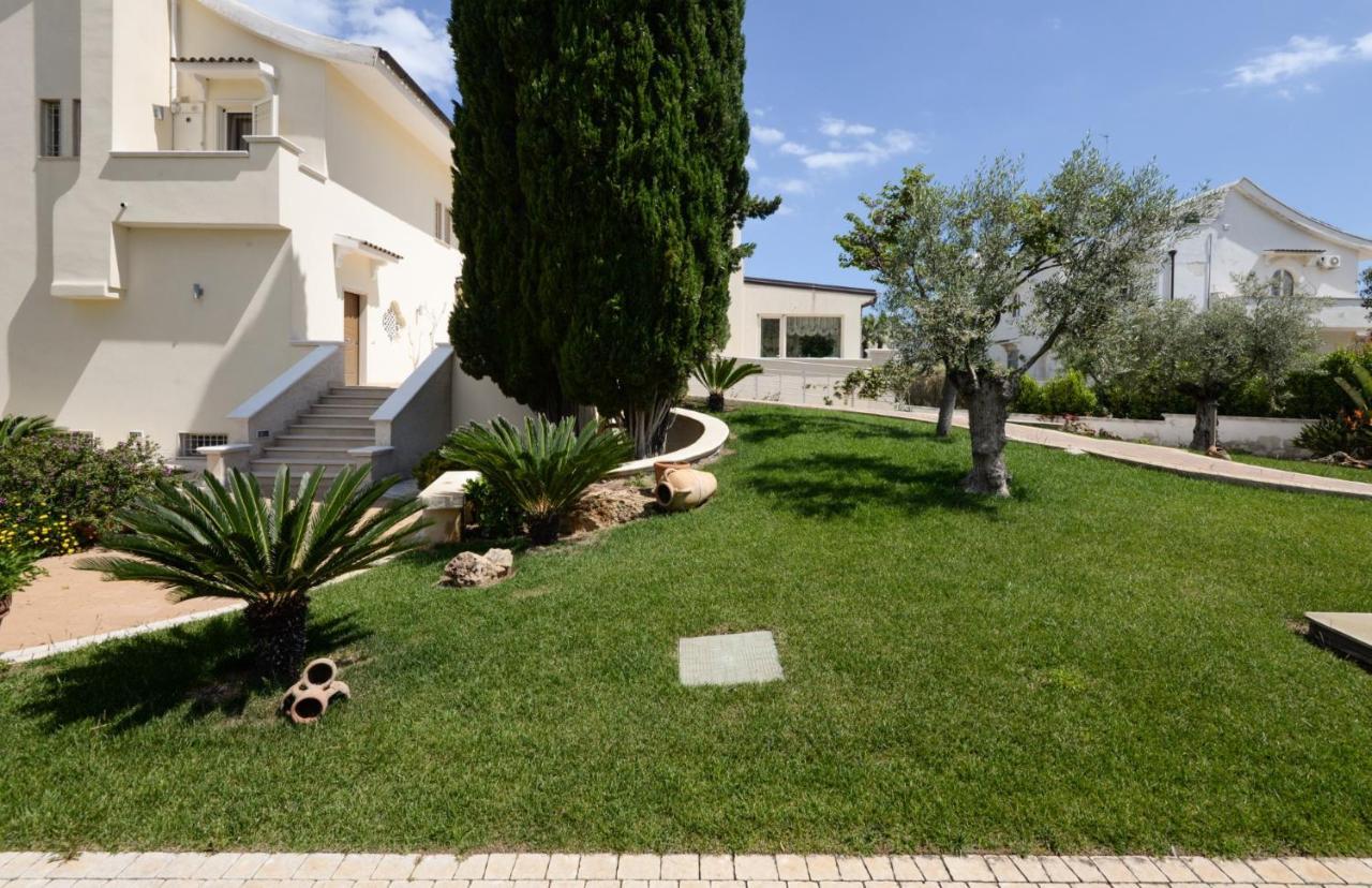 バーリCasa Torre Di Specchio 2 Con Piscinaアパートメント エクステリア 写真