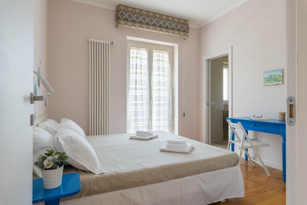 バーリCasa Torre Di Specchio 2 Con Piscinaアパートメント エクステリア 写真